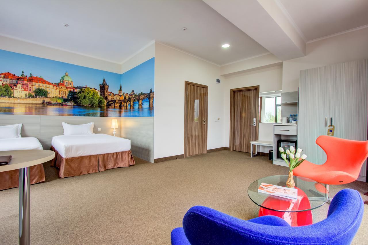 Hotel Bridges Bishkek Ngoại thất bức ảnh