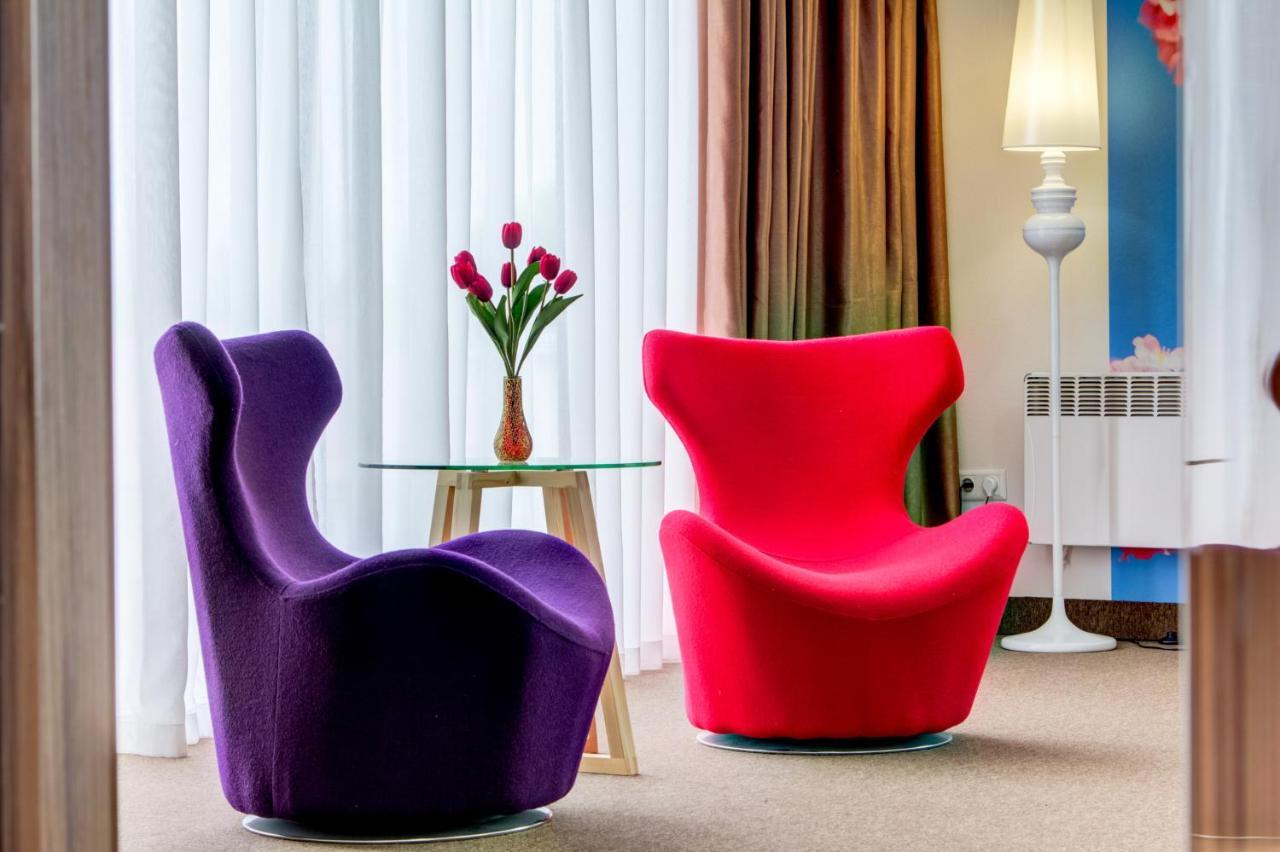 Hotel Bridges Bishkek Ngoại thất bức ảnh