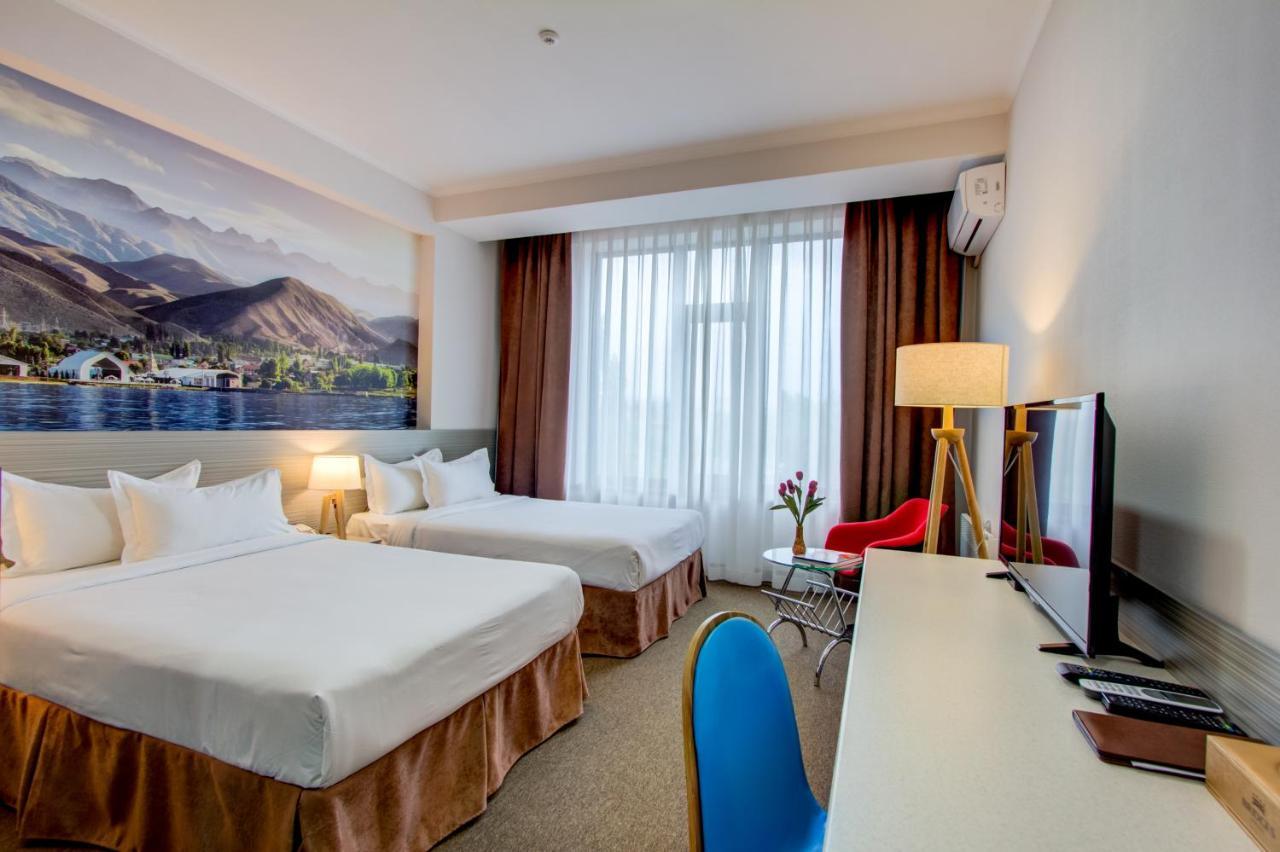 Hotel Bridges Bishkek Ngoại thất bức ảnh