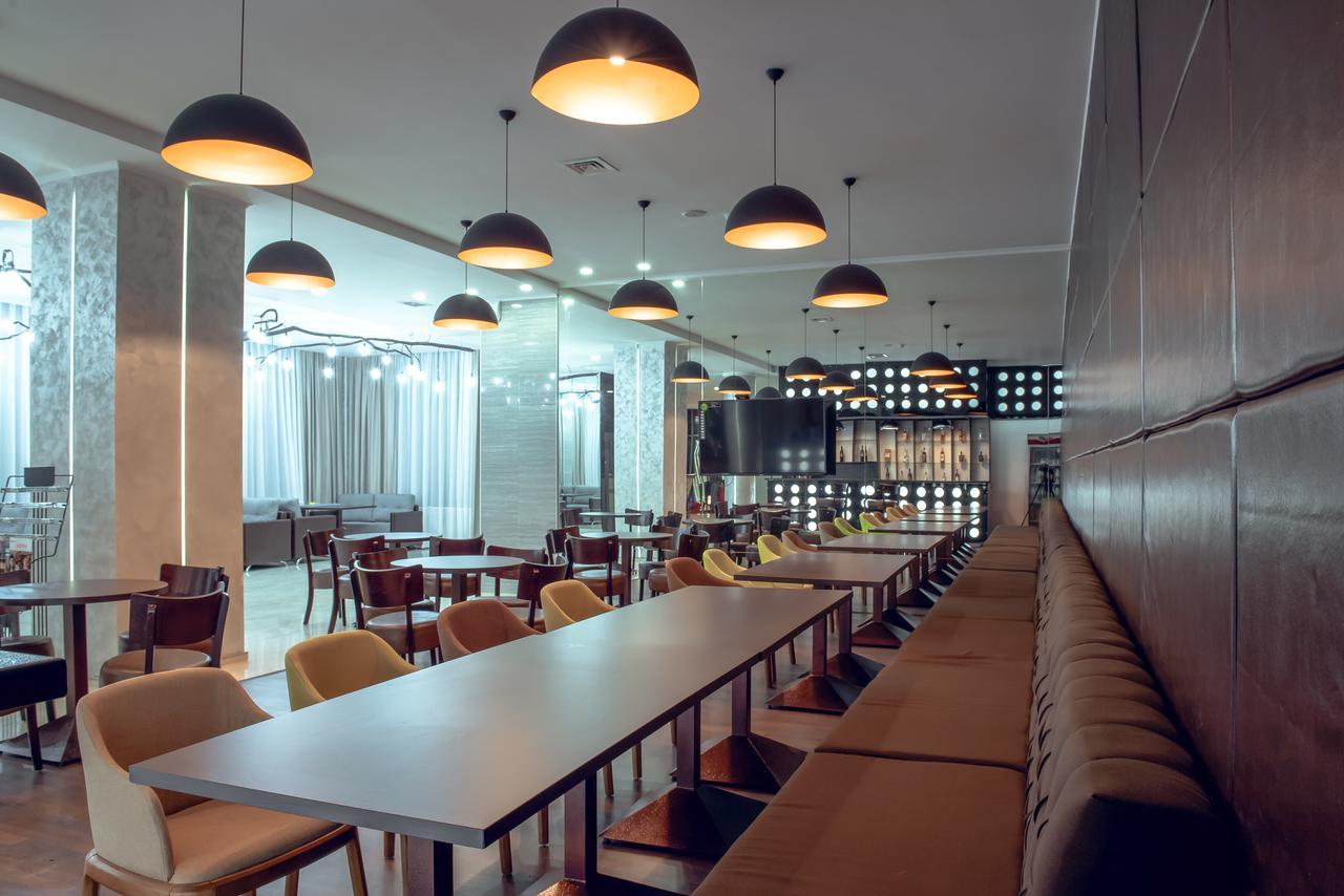 Hotel Bridges Bishkek Ngoại thất bức ảnh